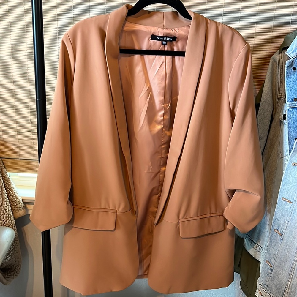 Vici Nude Blazer